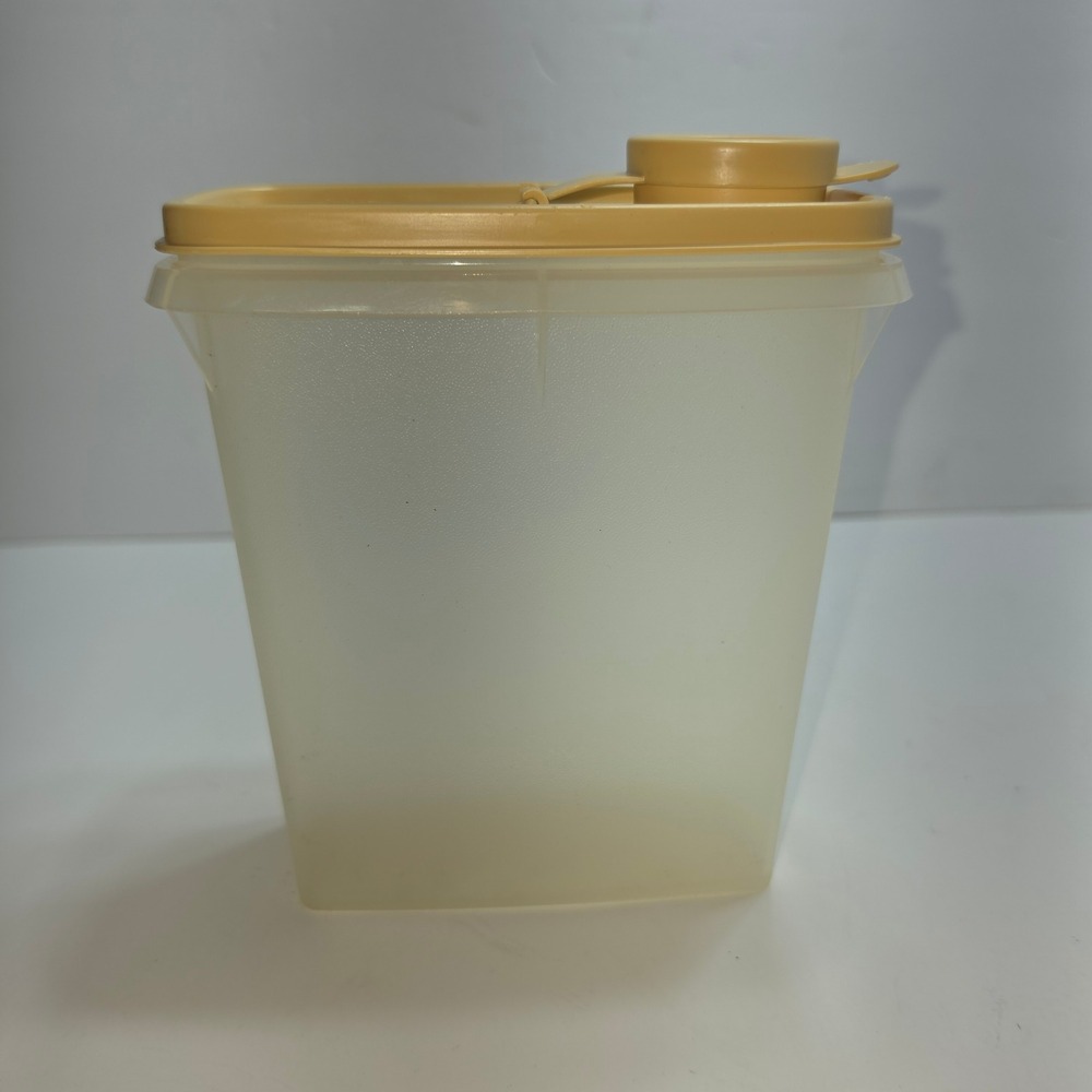 Vintage Tupperware Modular Mates Oval 2 Sheer Yellow Pour Spout Lid 1612 509-2